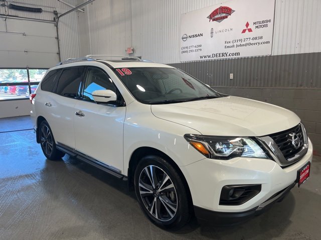Certified 2019 Nissan Pathfinder Platinum image 1