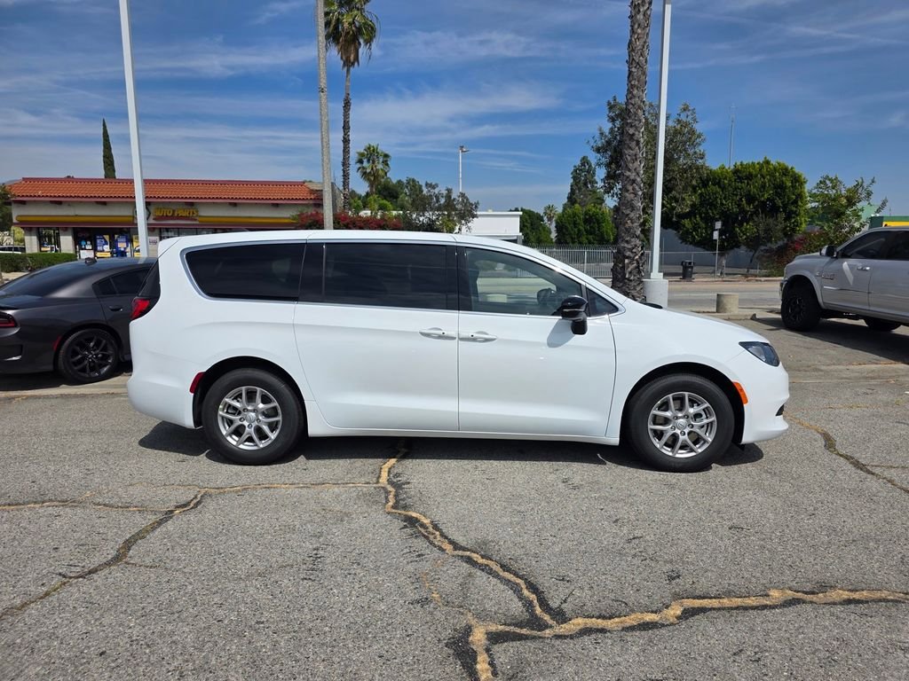 New 2026 Chrysler Voyager LX FWD image 3