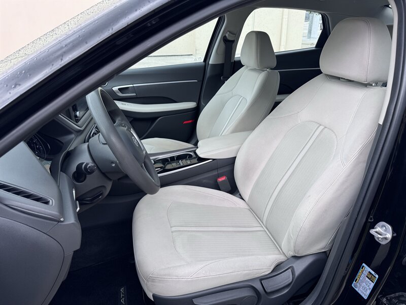 Used 2023 Hyundai Sonata SE FWD image 14
