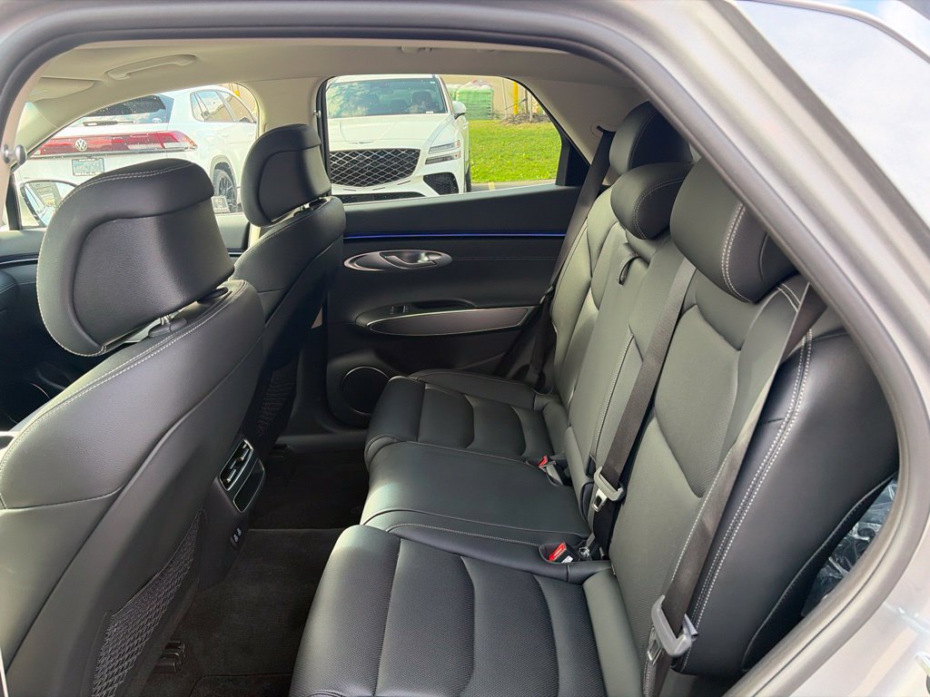 Certified 2026 Genesis GV70 2.5T Select AWD/4WD image 19