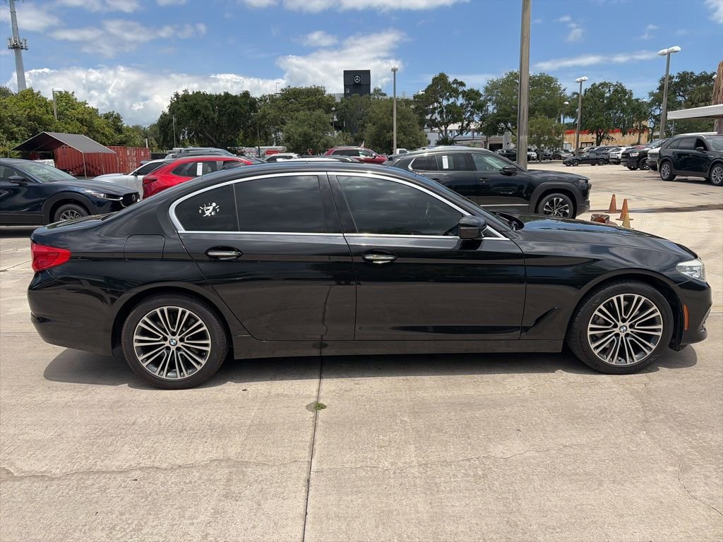 Used 2018 BMW 540i RWD image 2