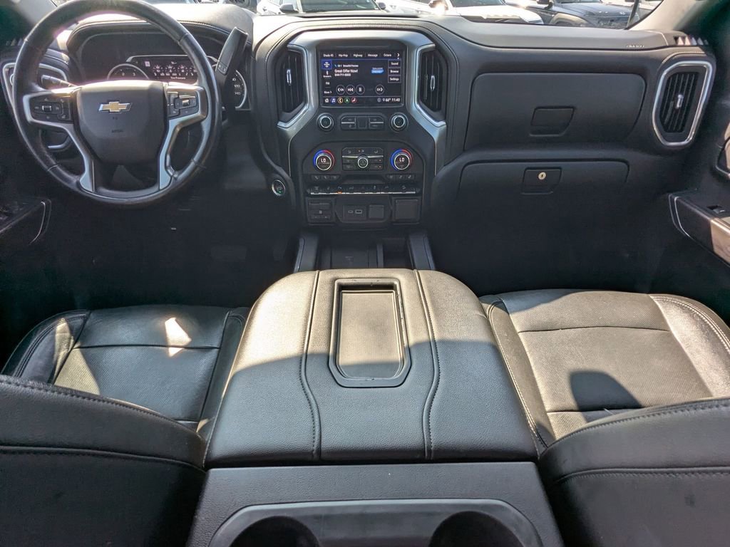 Used 2020 Chevrolet Silverado 3500 LTZ w/ LTZ Premium Package image 17