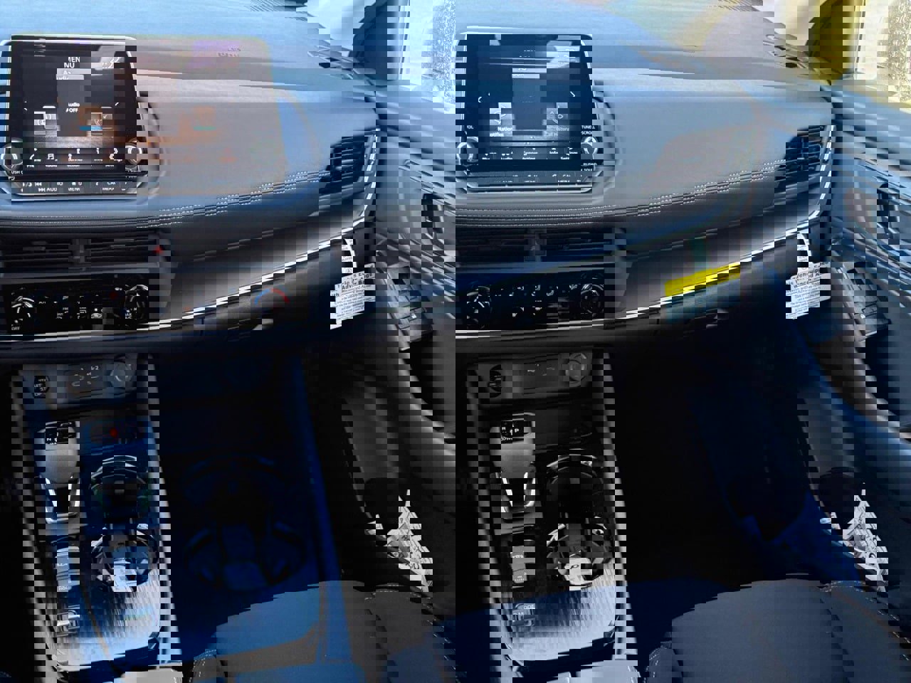 New 2026 Nissan Rogue S image 9