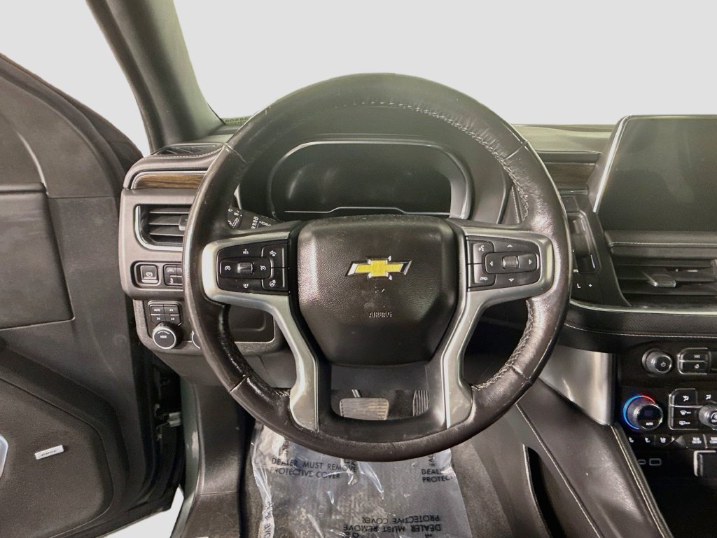 Used 2023 Chevrolet Suburban Premier AWD/4WD image 12