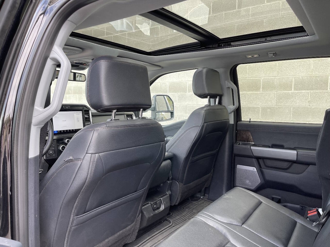 Used 2026 Ford F450 Lariat w/ Lariat Premium Package AWD/4WD image 6