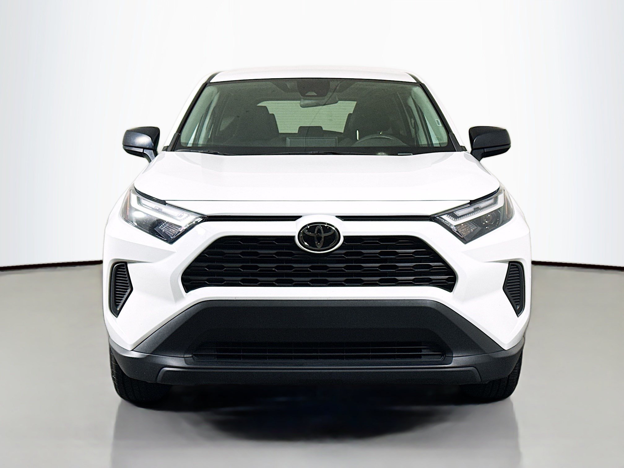 Used 2024 Toyota RAV4 LE FWD image 2