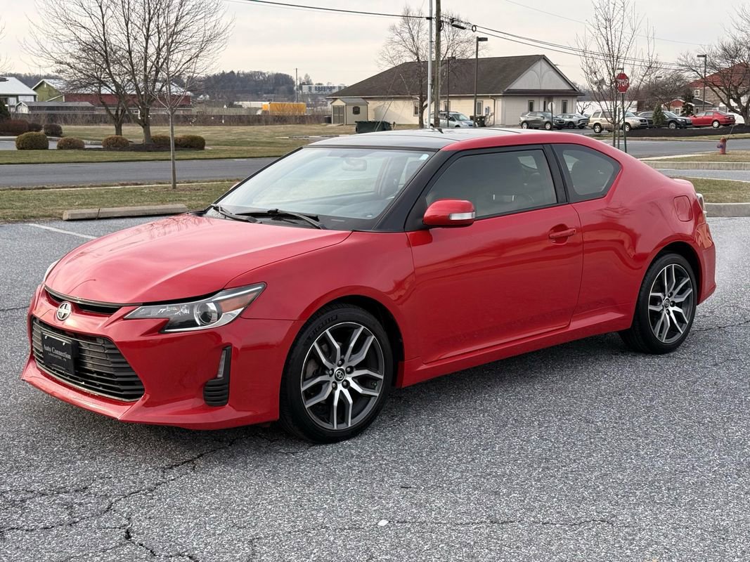Used 2015 Scion tC image 4
