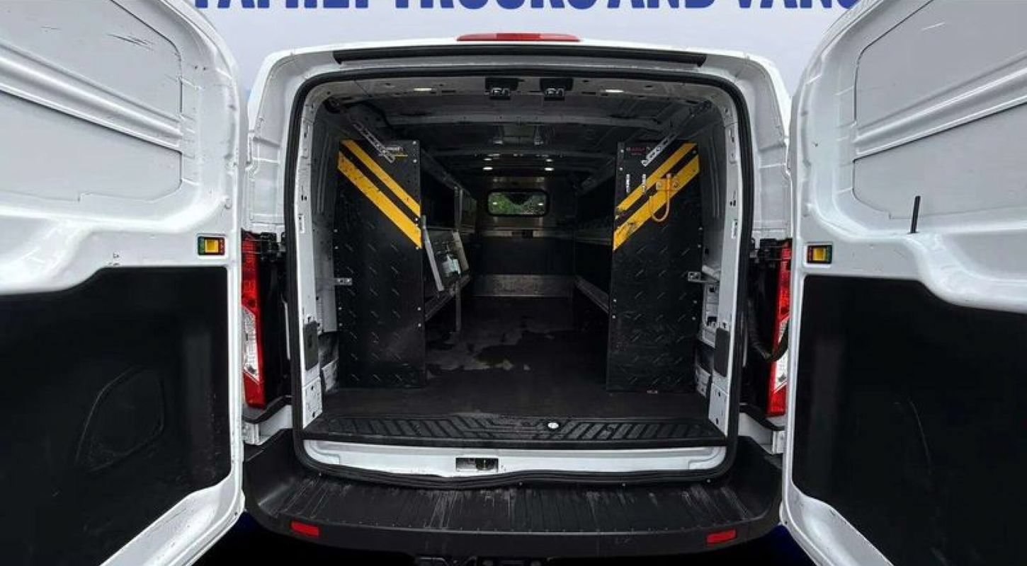 Used 2020 Ford Transit 250 Low Roof RWD image 15