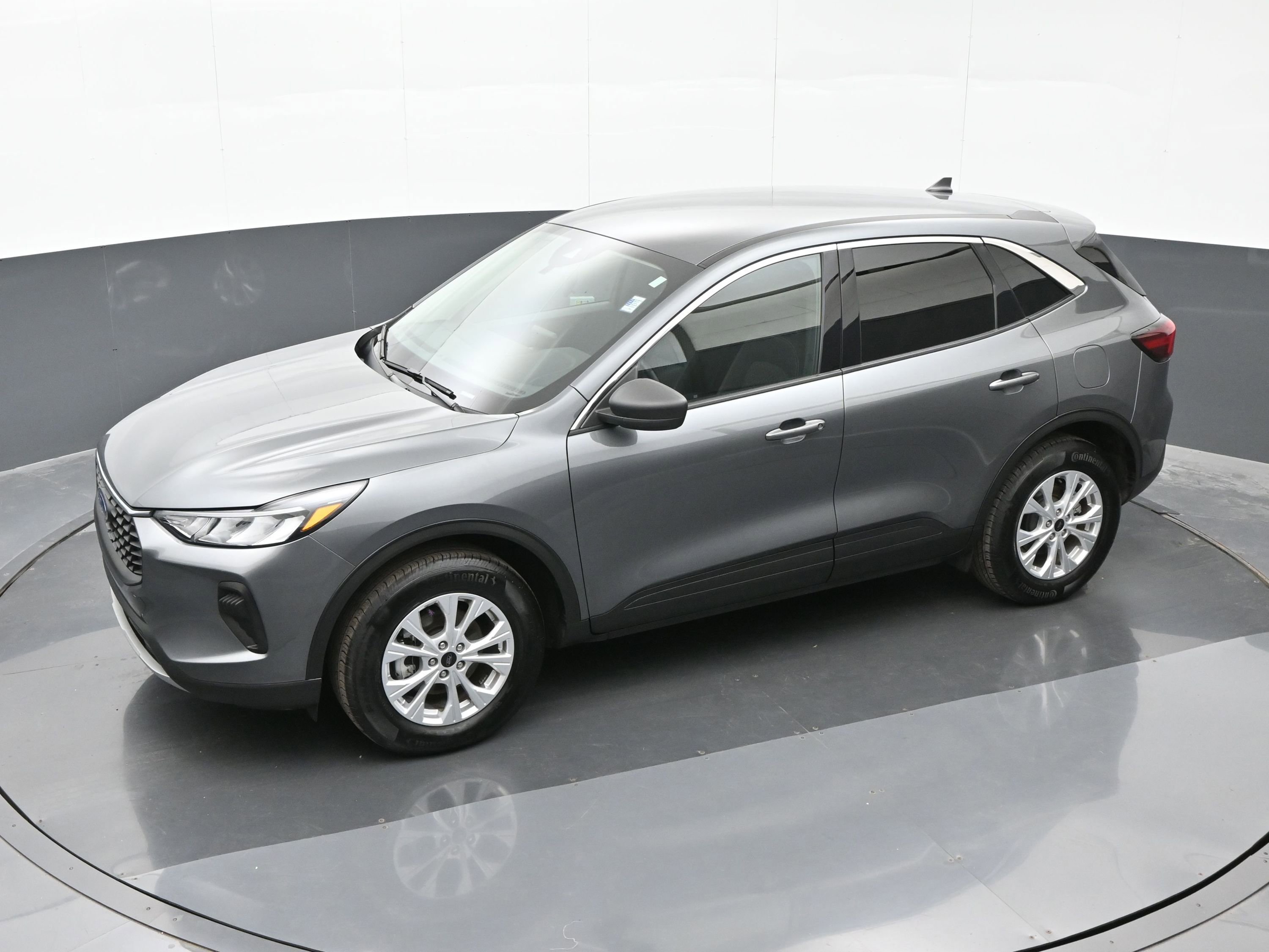 Used 2024 Ford Escape Active image 31