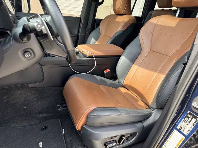 Used 2024 Lexus GX 550 w/ Accessory Package (Z1) AWD/4WD image 10