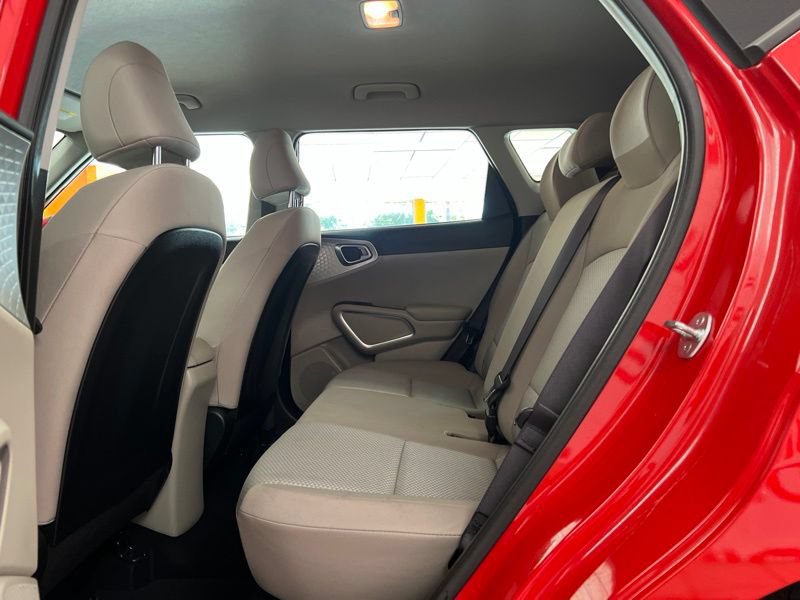 Certified 2024 Kia Soul LX FWD image 15
