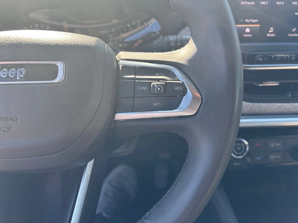 Used 2024 Jeep Compass Latitude AWD/4WD image 21