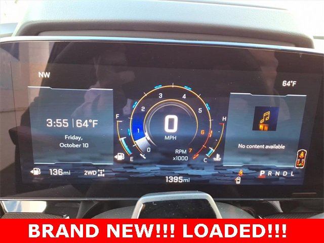 Used 2025 Chevrolet Suburban RST w/ Advanced Technology Package image 11