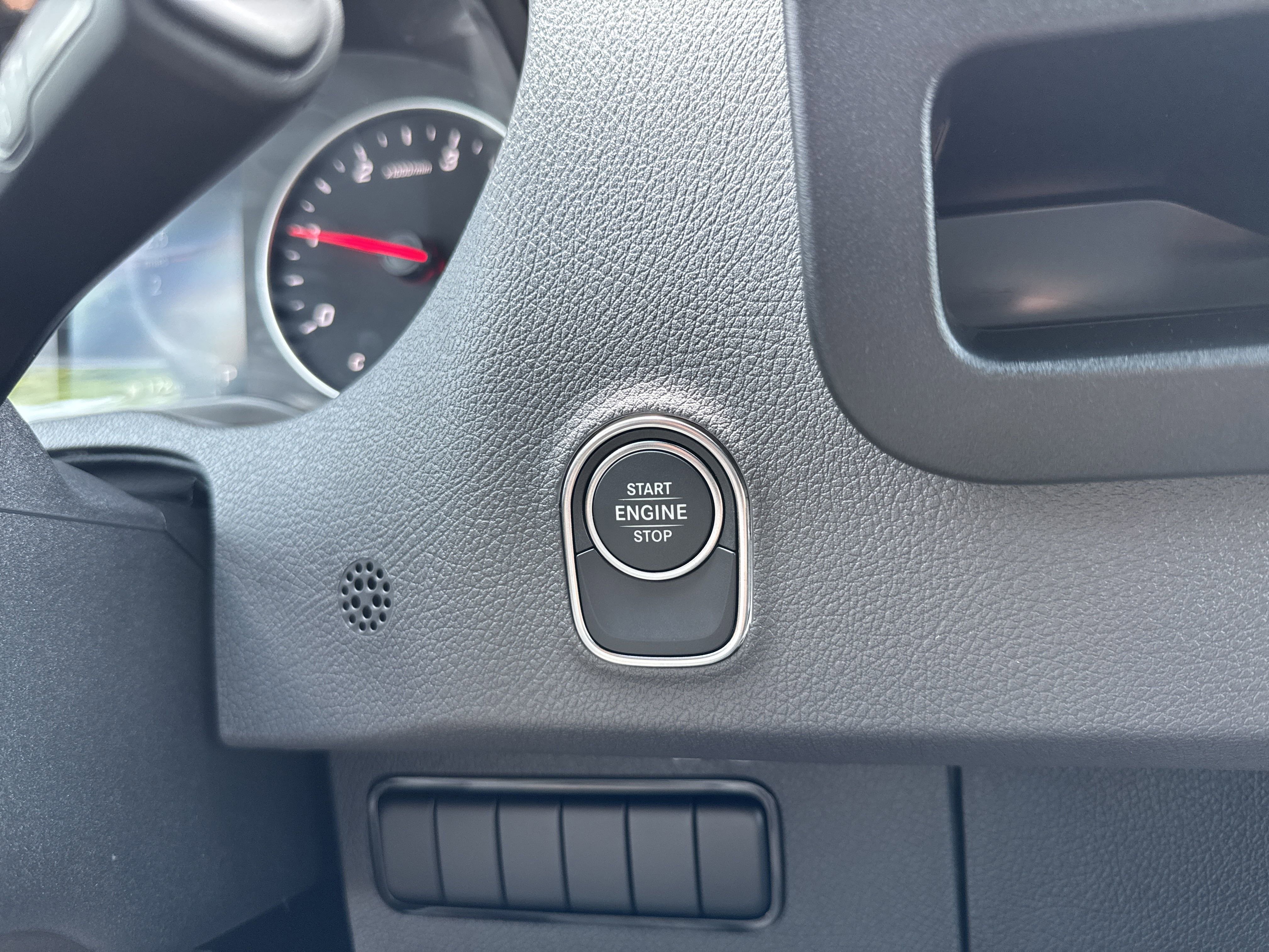 New 2025 Mercedes-Benz Sprinter 2500 image 15