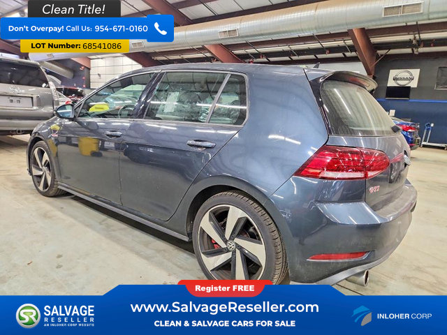Used 2020 Volkswagen Golf 4-Door FWD image 3