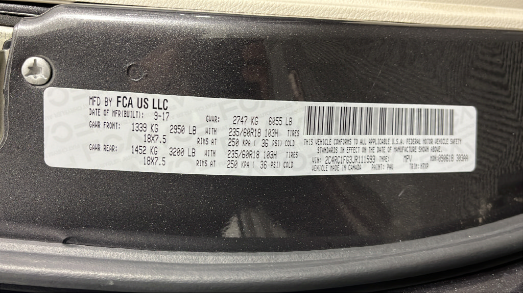 Used 2018 Chrysler Pacifica Touring Plus w/ Tire & Wheel Group FWD image 43