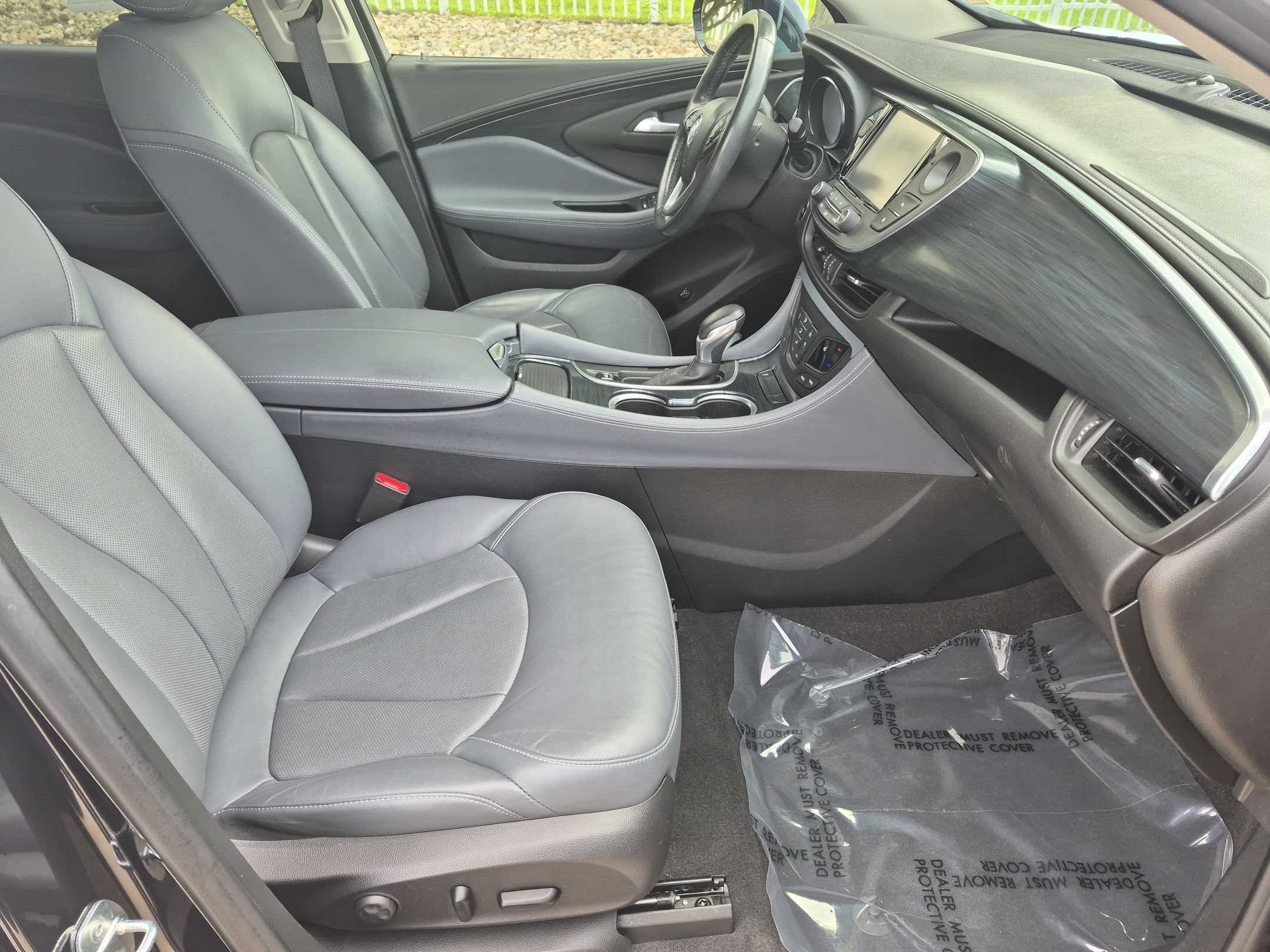 Used 2020 Buick Envision Essence FWD image 33