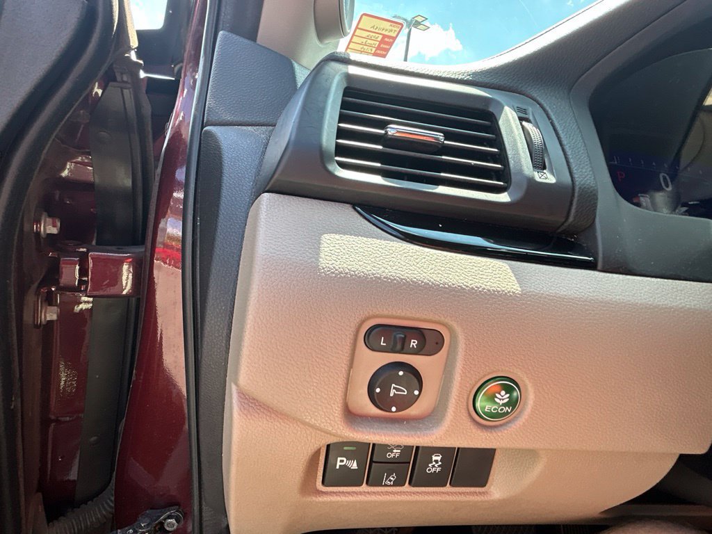Used 2022 Honda Pilot Touring image 22
