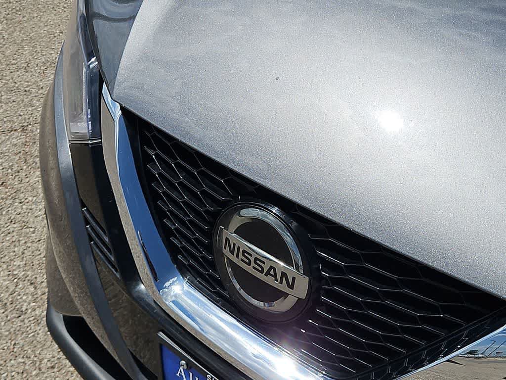 Used 2021 Nissan Rogue Sport S FWD image 13