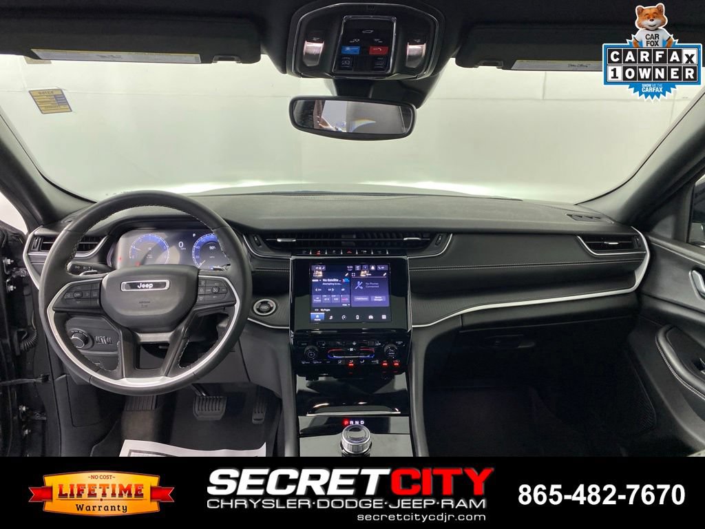 Used 2023 Jeep Grand Cherokee Altitude AWD/4WD image 26