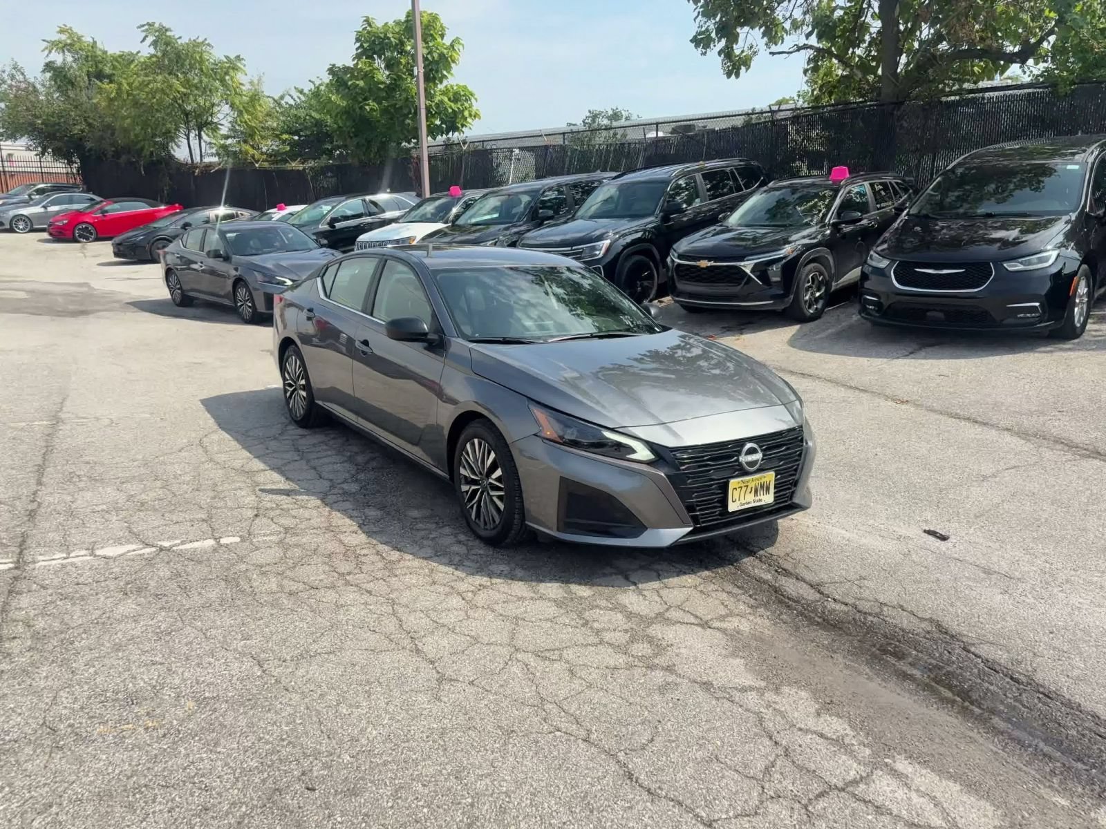 Used 2026 Nissan Altima 2.5 SV FWD image 2