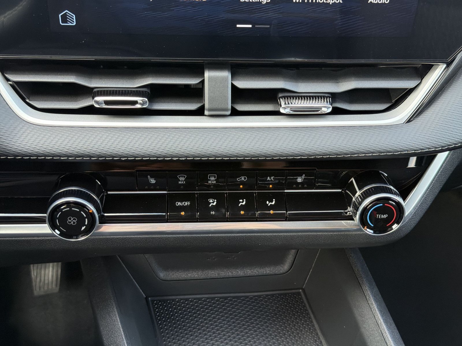 New 2027 Chevrolet Equinox LT FWD image 21
