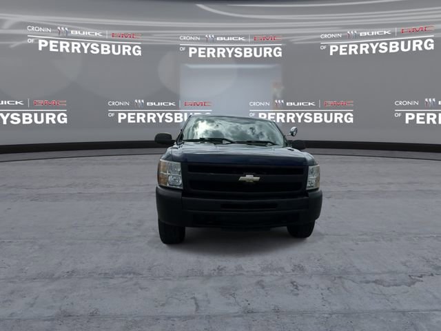 Used 2009 Chevrolet Silverado 1500 W/T AWD/4WD image 2