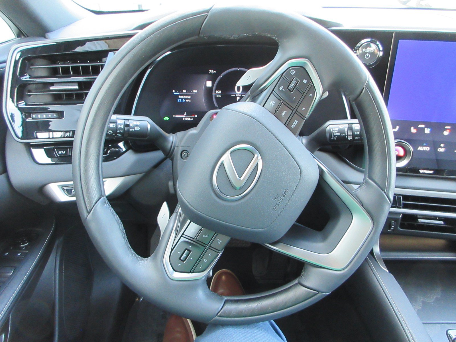 Used 2026 Lexus RX 350h w/ Convenience Package AWD/4WD image 33