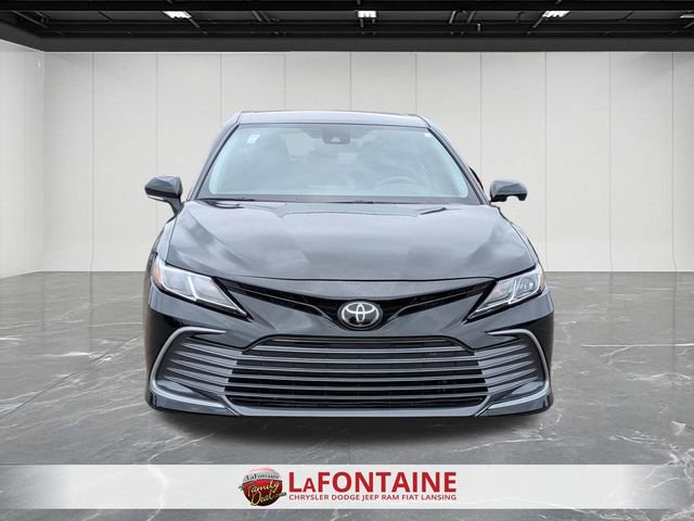 Used 2024 Toyota Camry LE w/ Convenience Package image 8