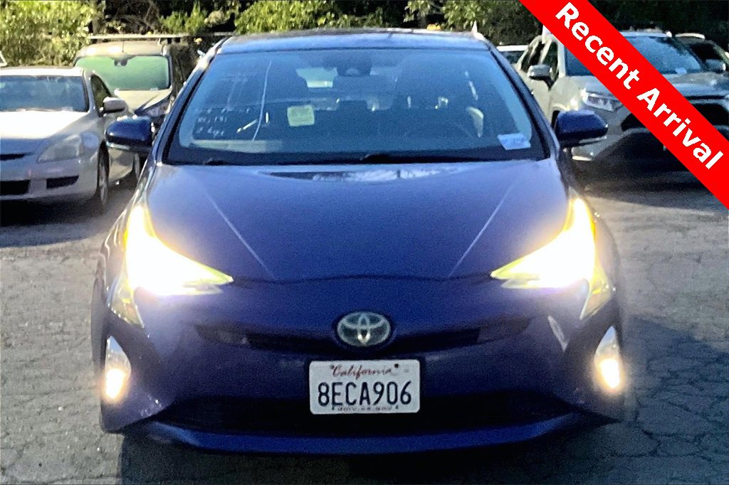 Used 2018 Toyota Prius Three Touring image 2