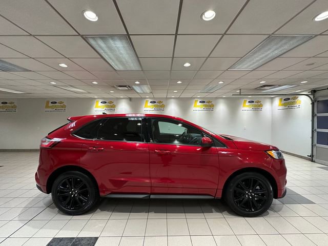 Used 2021 Ford Edge ST-Line FWD image 3