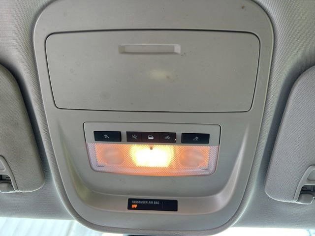 Used 2022 Chevrolet Colorado LT w/ Safety Package image 29