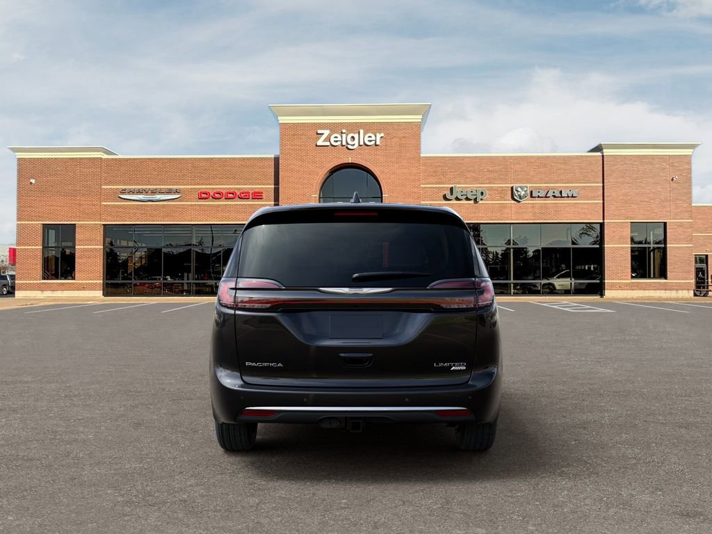 New 2026 Chrysler Pacifica Limited image 7