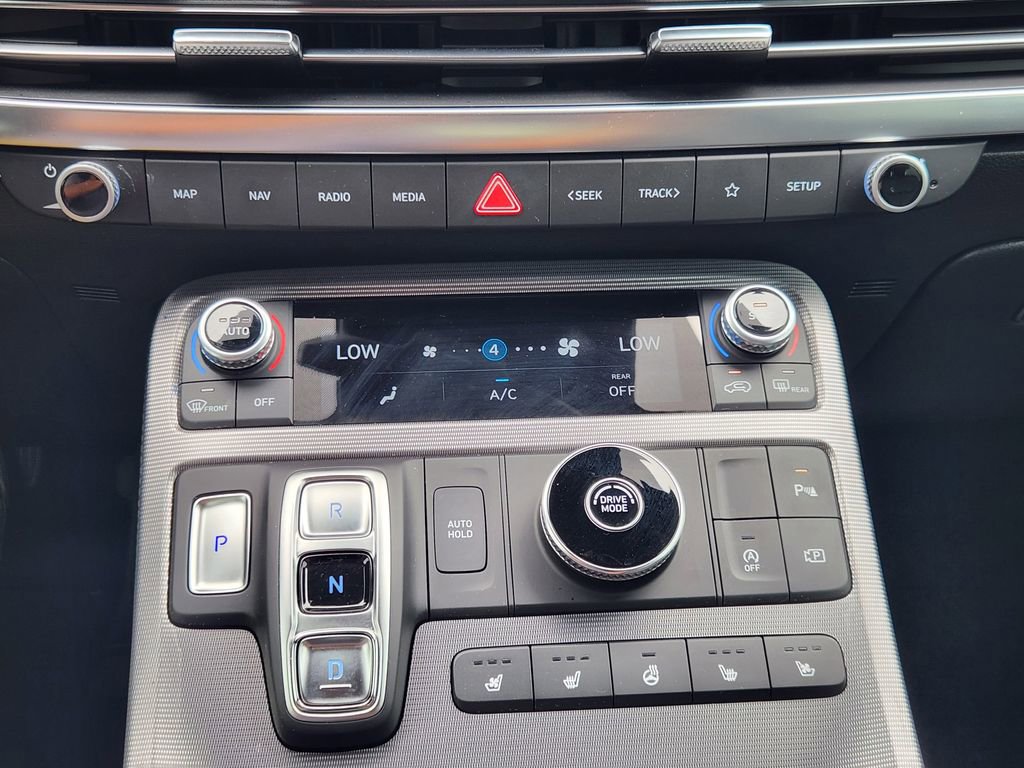 Used 2024 Hyundai Palisade Calligraphy FWD image 18
