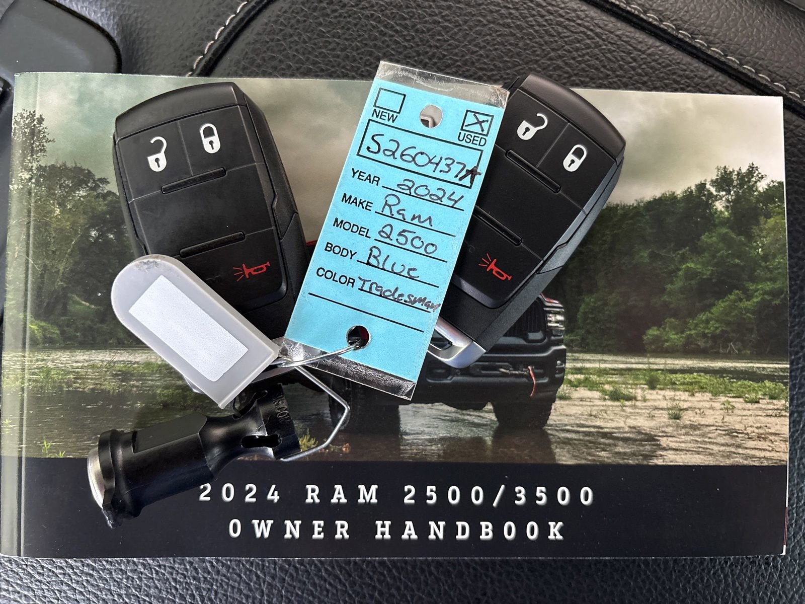 Used 2024 RAM 2500 Tradesman w/ Chrome Appearance Group AWD/4WD image 33