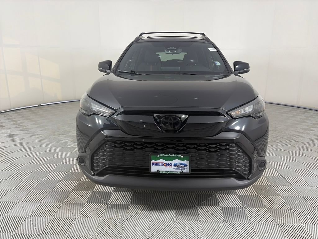 Used 2025 Toyota Corolla Cross AWD Hybrid image 2