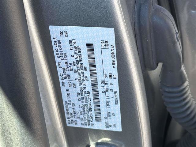 Used 2022 Lincoln Corsair AWD w/ Equipment Group 101A image 14