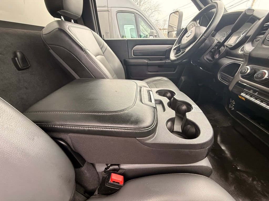 Used 2022 RAM 4500 Tradesman image 29