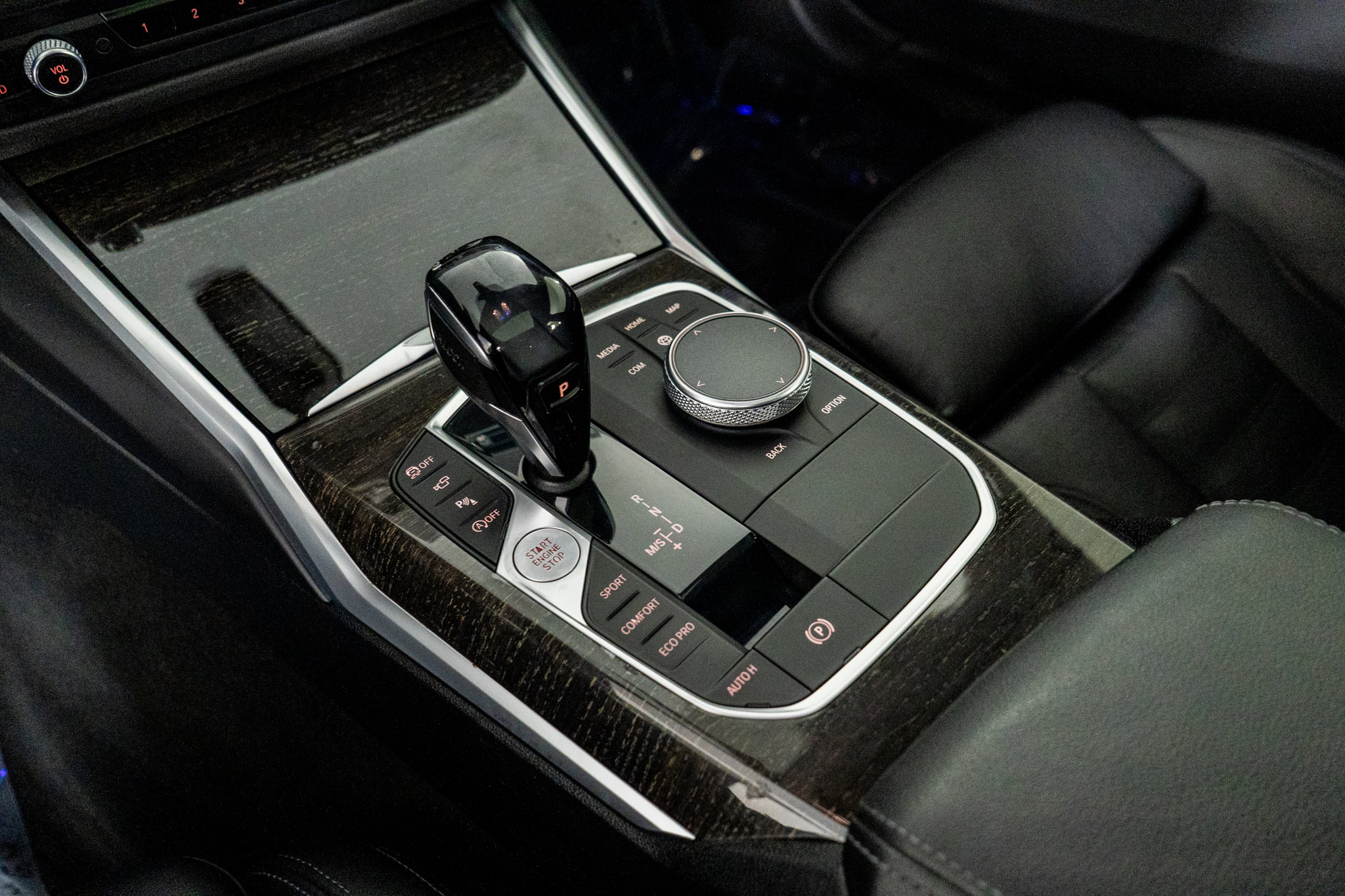 Used 2020 BMW 330i Sedan w/ Executive Package image 35