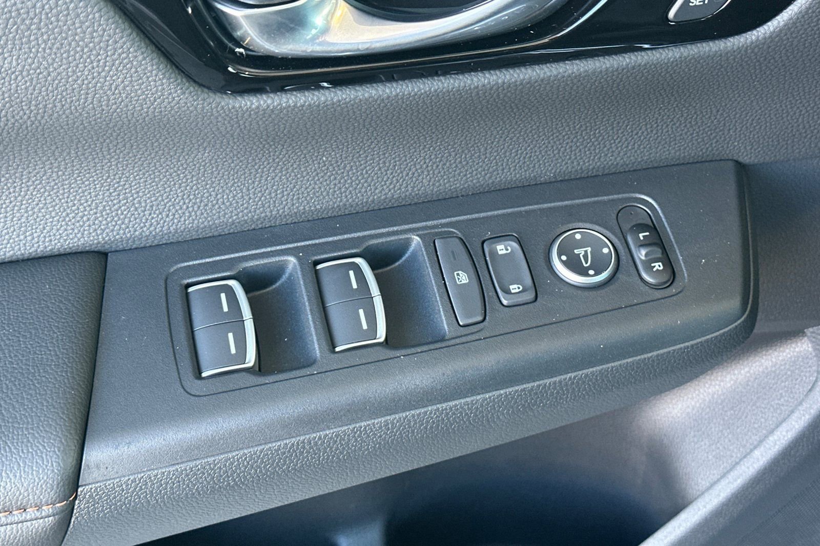 Used 2026 Honda CR-V Sport Touring image 11