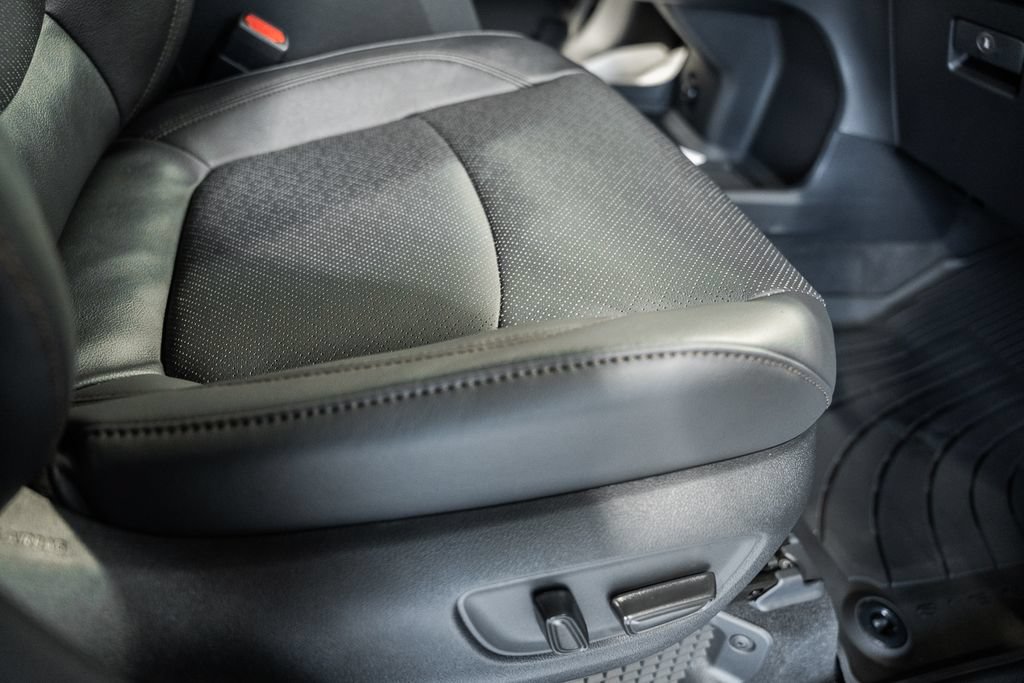 New 2026 Toyota Sienna Platinum AWD/4WD image 39