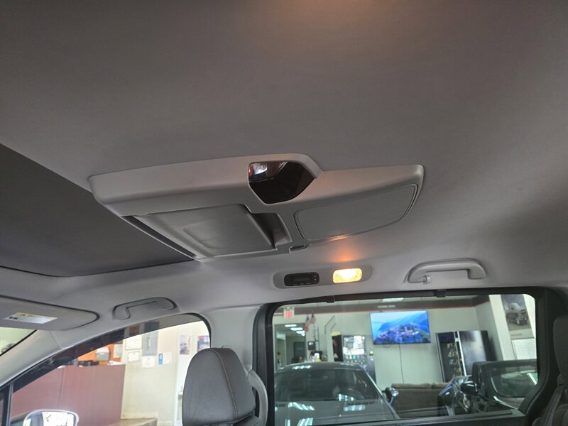Used 2018 Honda Odyssey EX-L image 13