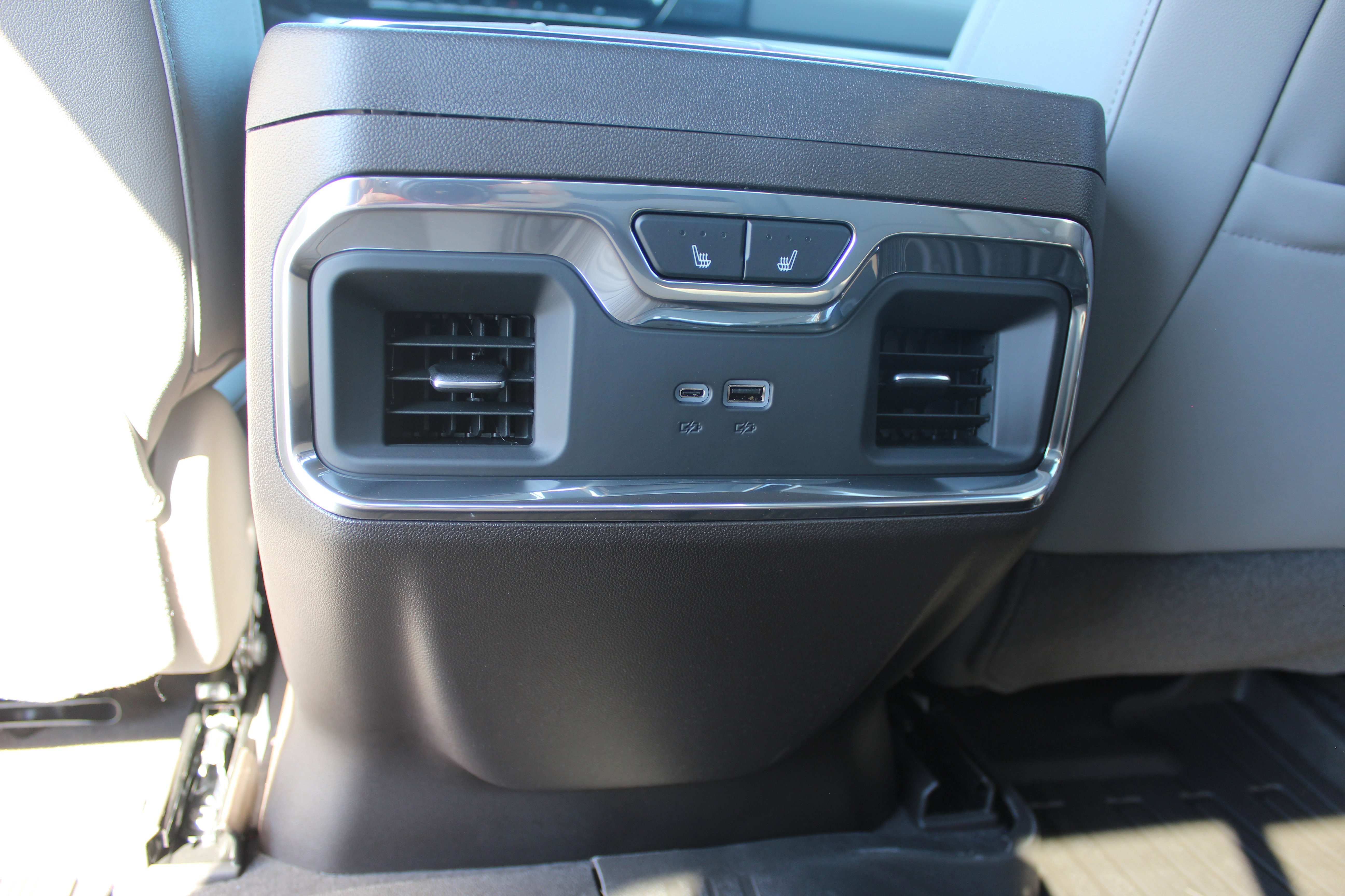 New 2026 GMC Sierra 1500 SLT image 48