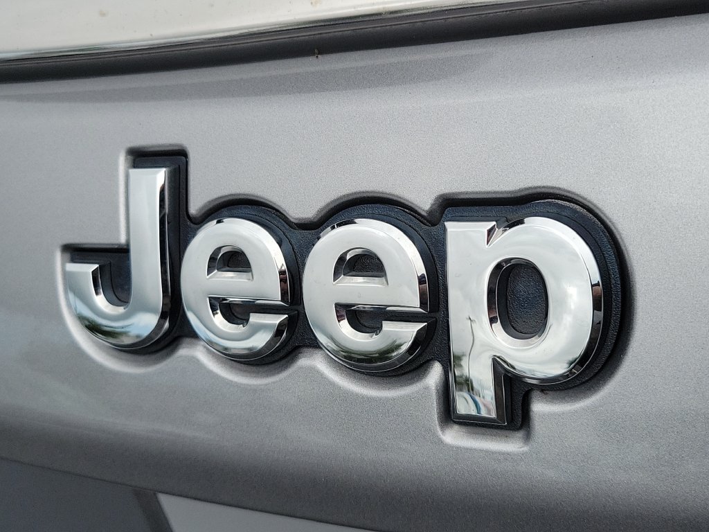 Used 2019 Jeep Compass Sport w/ Cold Weather Group AWD/4WD image 8