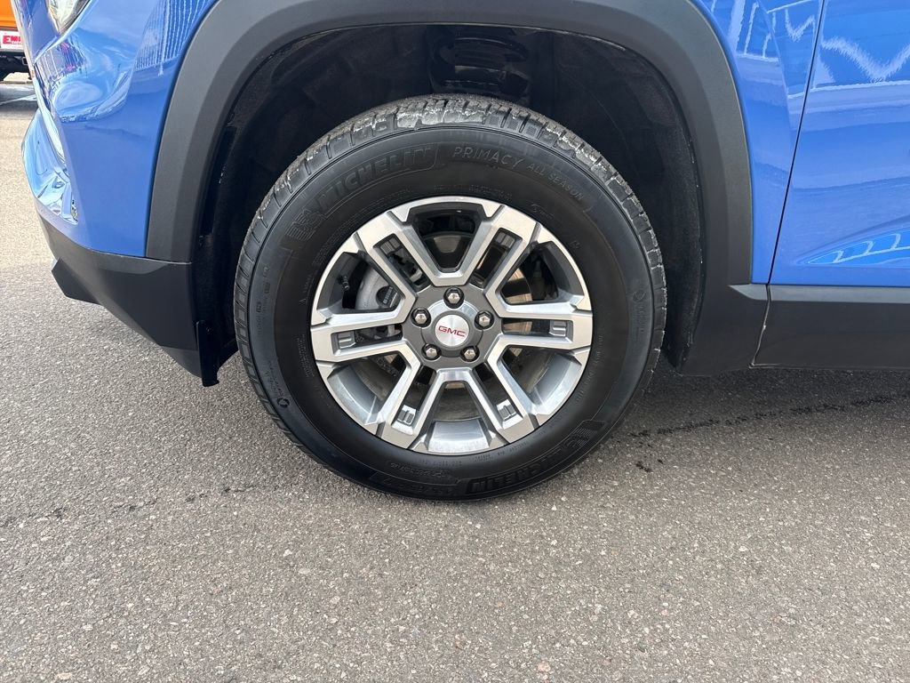 Used 2025 GMC Terrain Elevation image 26