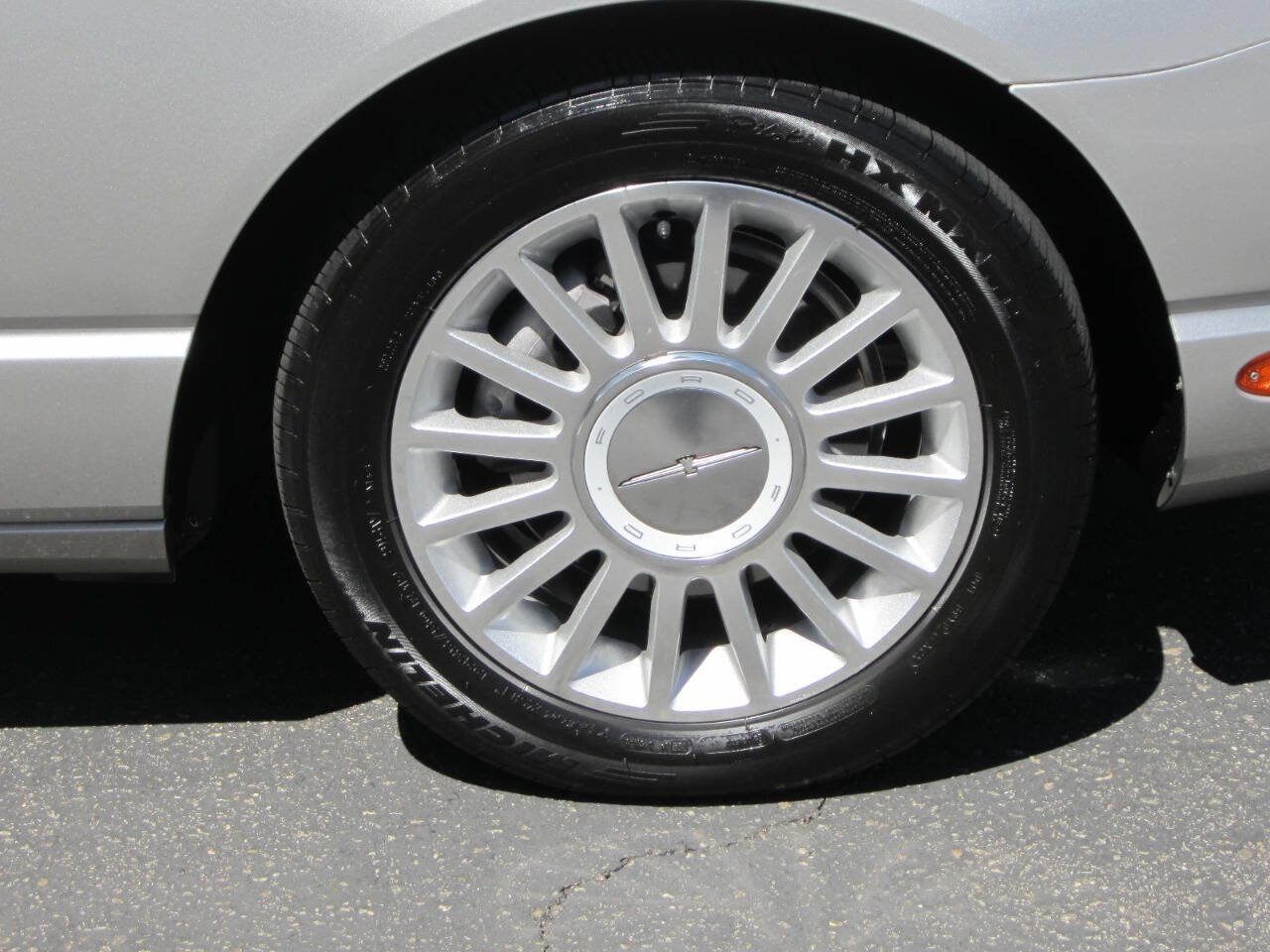 Used 2004 Ford Thunderbird Deluxe RWD image 8