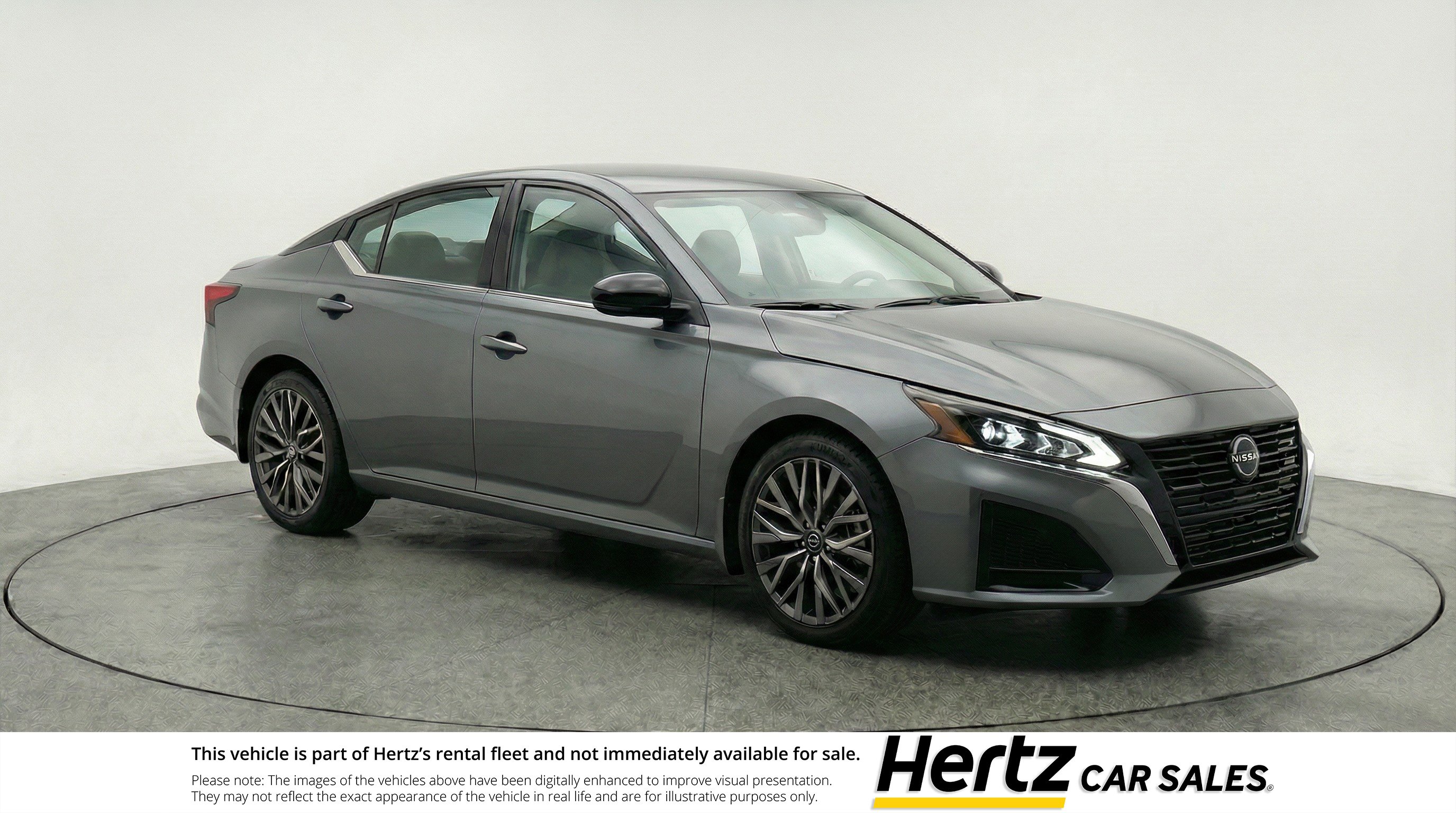 Used 2025 Nissan Altima 2.5 SV FWD image 1