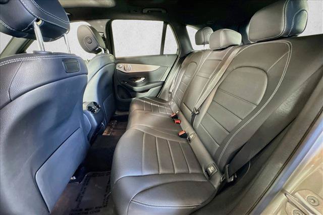 Used 2019 Mercedes-Benz GLC 300 4MATIC image 23