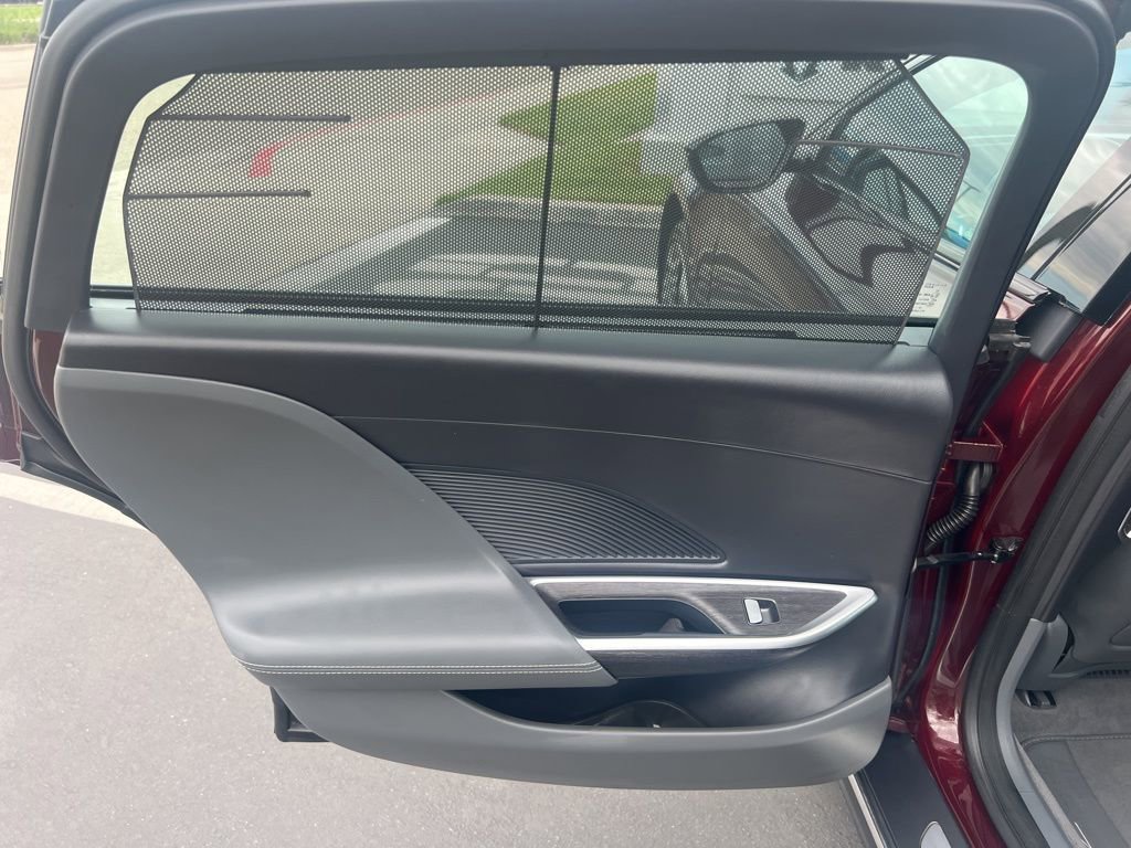 Used 2024 Lucid Air Touring image 35