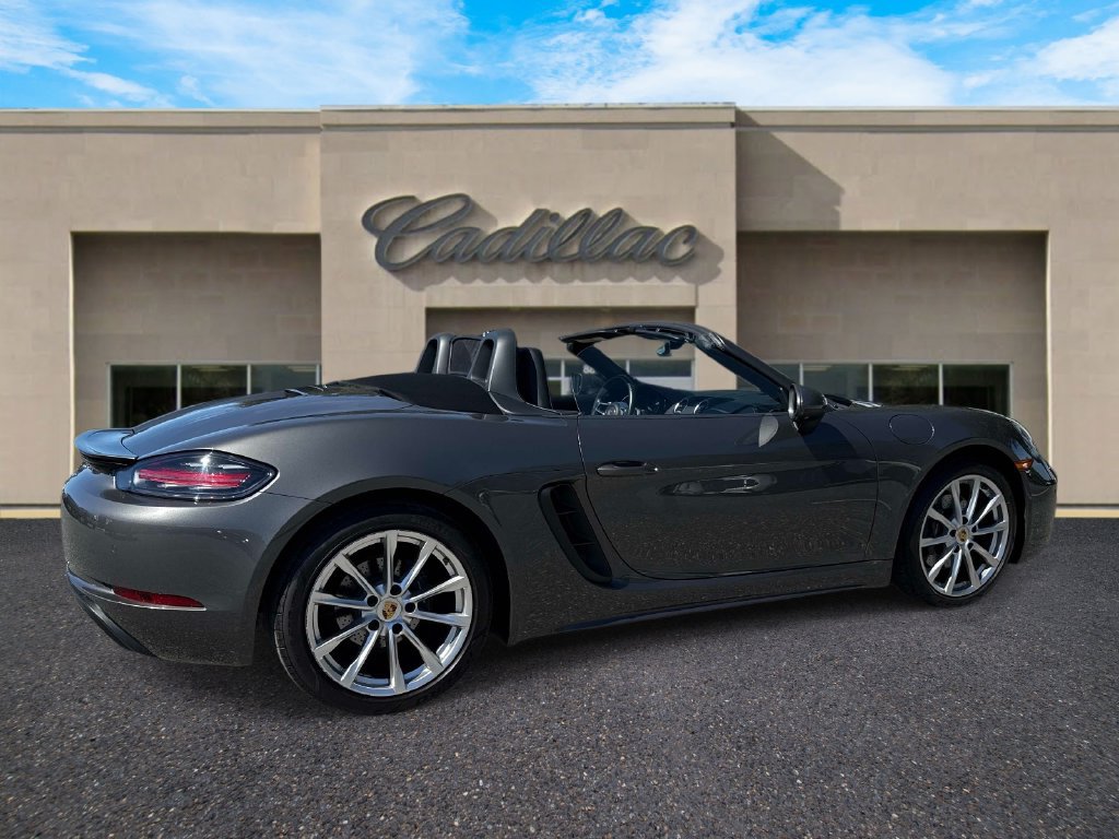 Used 2019 Porsche 718 Boxster RWD image 3